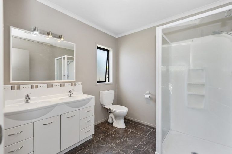 Photo of property in 53 Wiltshire Drive, Huntington, Hamilton, 3210