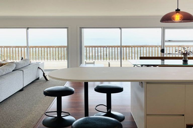 Photo of property in 489 Whangaparaoa Road, Stanmore Bay, Whangaparaoa, 0932