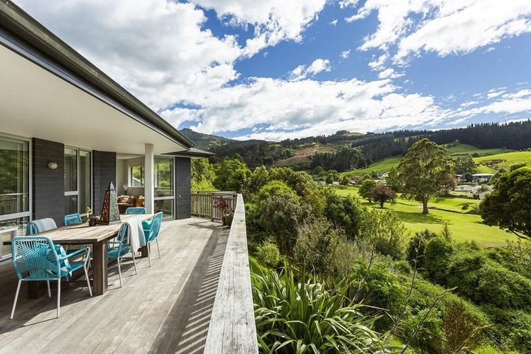 Photo of property in 25 Glendermid Close, Sawyers Bay, Port Chalmers, 9023