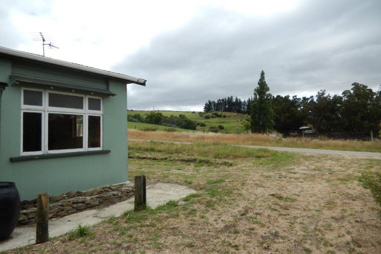 Photo of property in 15 Campbells Track, Lake Roxburgh Village, Roxburgh, 9571