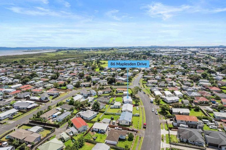 Photo of property in 86 Maplesden Drive, Clendon Park, Auckland, 2103