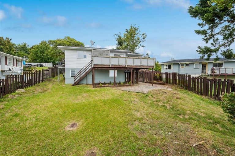 Photo of property in 4 Bonito Place, Bayview, Auckland, 0629