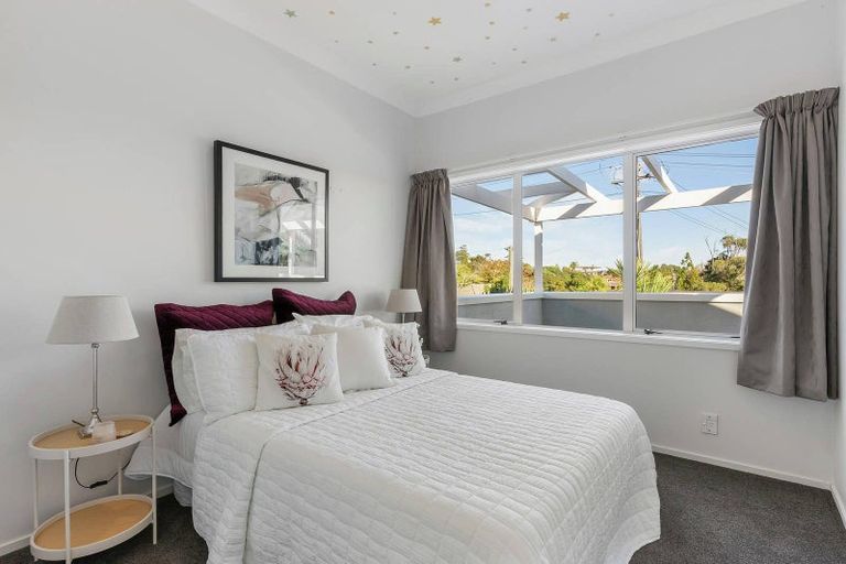 Photo of property in 141 Pah Road, Cockle Bay, Auckland, 2014