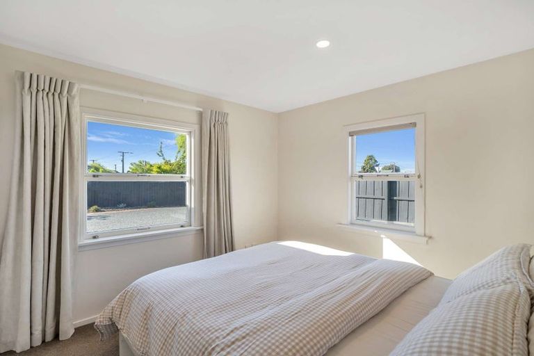 Photo of property in 54 Marriotts Road, North New Brighton, Christchurch, 8083