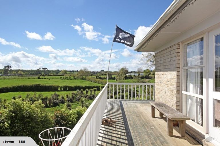 Photo of property in 87 Yates Road, Pukekohe, 2677