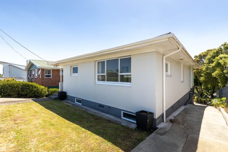 Photo of property in 56 Dorset Avenue, Westown, New Plymouth, 4310