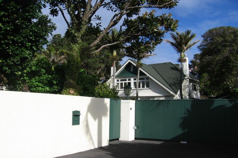 Photo of property in 87 Ludlam Crescent, Woburn, Lower Hutt, 5010