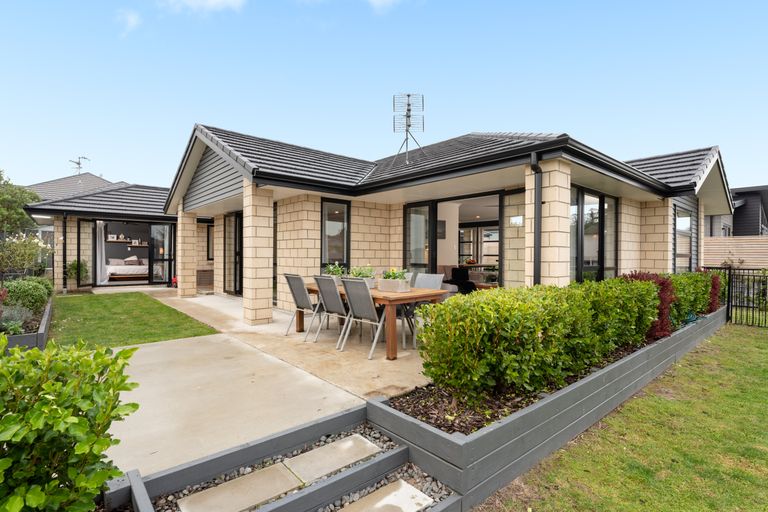 Photo of property in 11 Bernies Way, Ohauiti, Tauranga, 3112