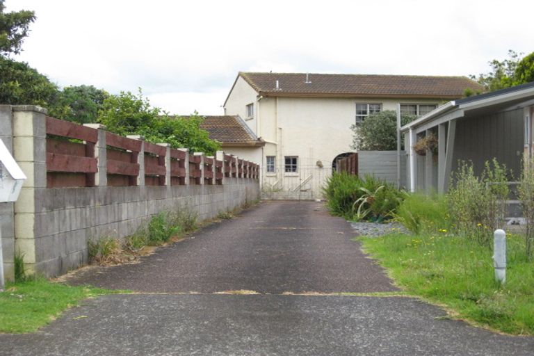 Photo of property in 5 Banbury Place, Mangere Bridge, Auckland, 2022