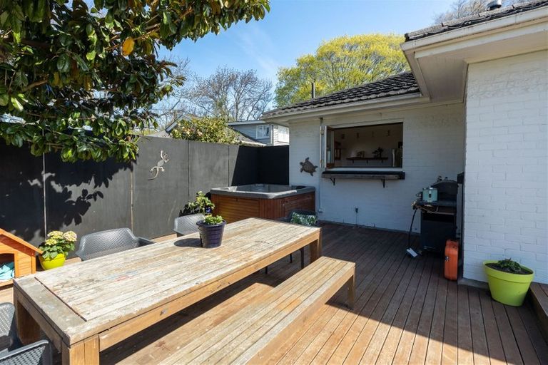 Photo of property in 32 Severn Street, St Albans, Christchurch, 8014