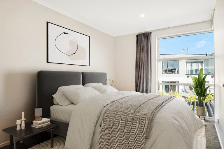 Photo of property in 24 Ian Morrison Road, Hobsonville, Auckland, 0616