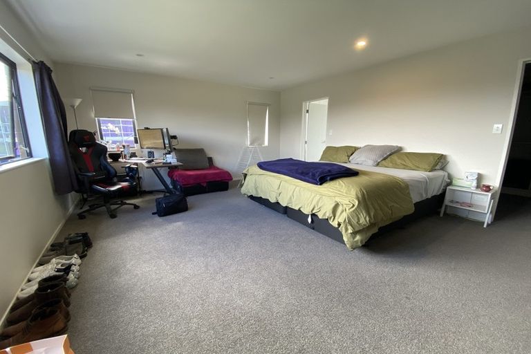 Photo of property in 146a Mcleod Road, Te Atatu South, Auckland, 0610