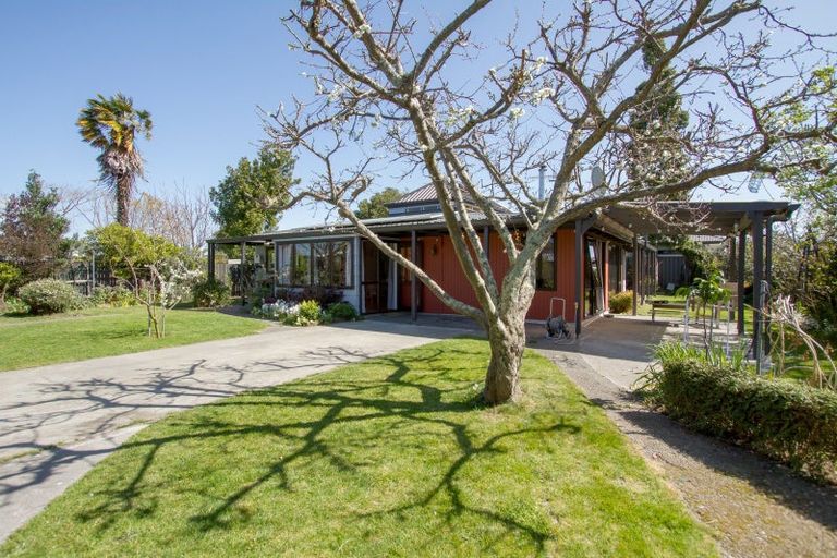 Photo of property in 21 Upham Crescent, Taradale, Napier, 4112