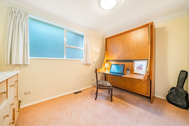 Photo of property in 52b Chatsworth Road, Silverstream, Upper Hutt, 5019