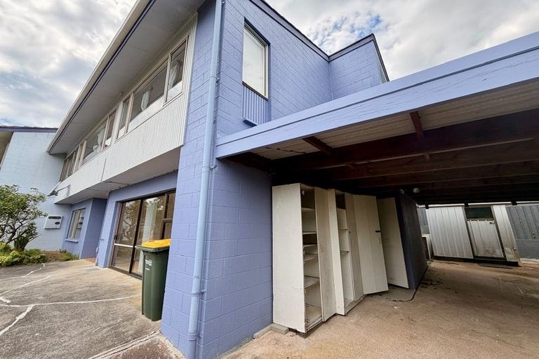 Photo of property in 2/48 Mayfair Crescent, Mairangi Bay, Auckland, 0630