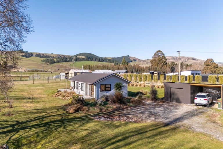 Photo of property in 1629 Teviot Road, Millers Flat, Roxburgh, 9572