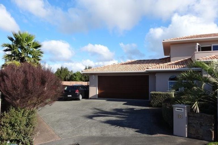 Photo of property in 16 Ranui Avenue, Kerikeri, 0230