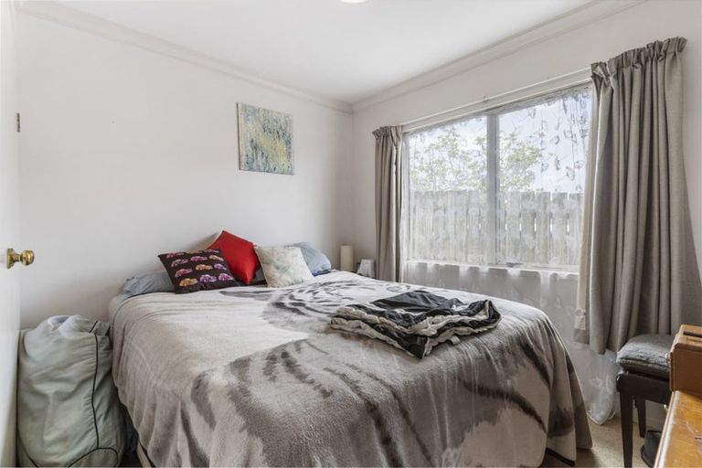 Photo of property in 13 Edendale Road, Somerville, Auckland, 2014