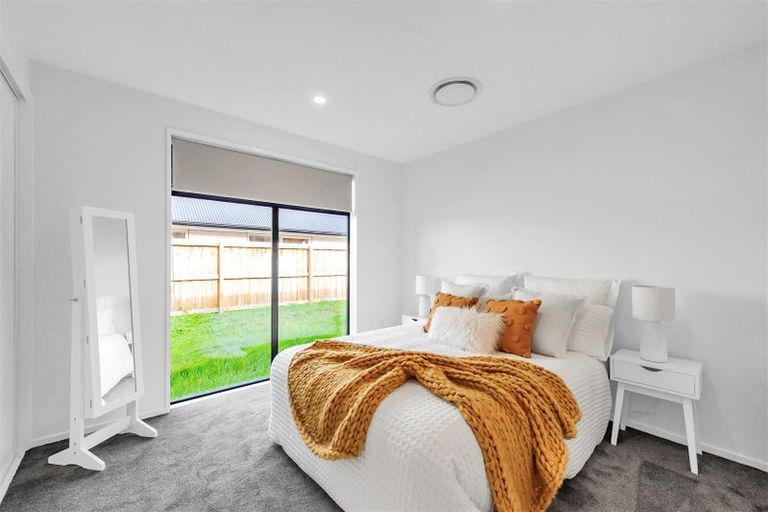 Photo of property in 39 Frank Ernest Crescent, Prebbleton, 7604