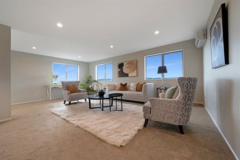 Photo of property in 49 Cirrus Way, Ranui, Auckland, 0612