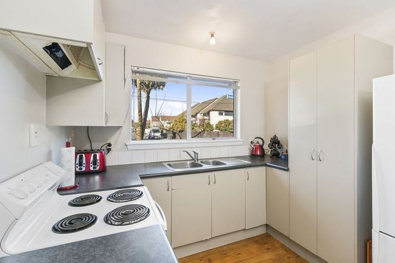 Photo of property in 15 Bristol Street, St Albans, Christchurch, 8014