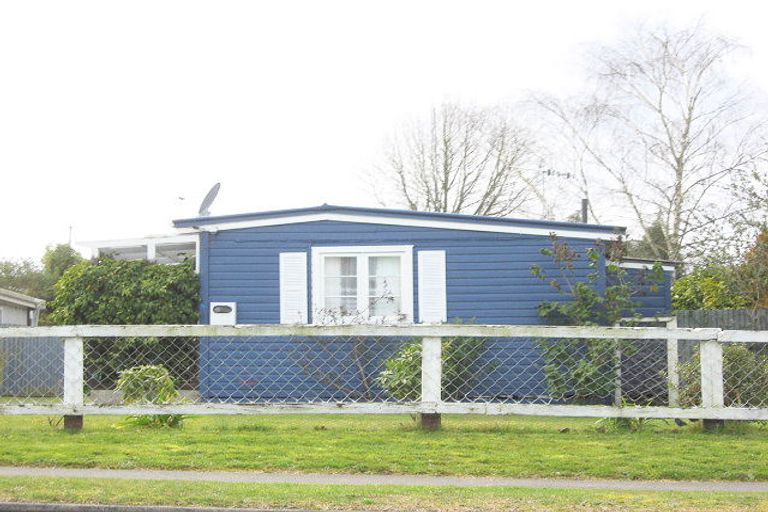 Photo of property in 96 Rangatira Drive, Mangakino, 3421