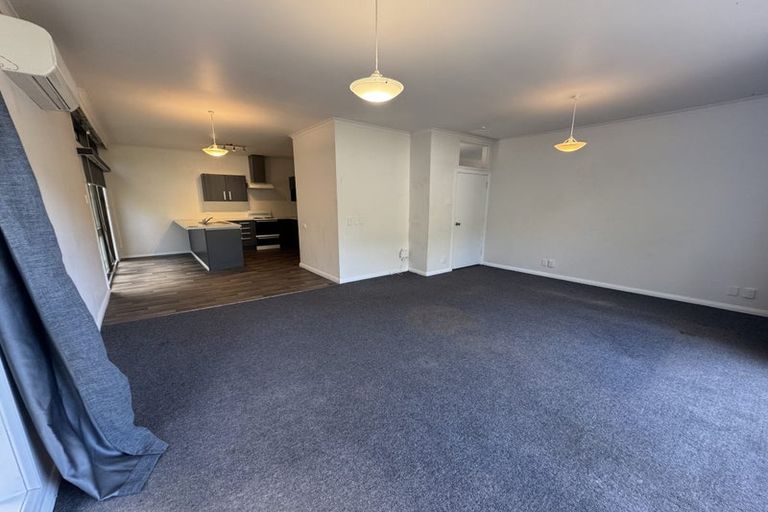 Photo of property in 6 Epsom Way, Karori, Wellington, 6012
