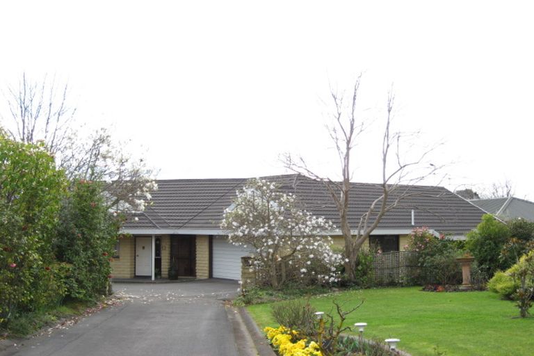 Photo of property in 12 Lennon Grove, Havelock North, 4130