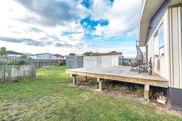 Photo of property in 140 Puriri Street, Castlecliff, Whanganui, 4501