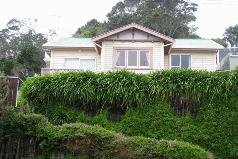 Photo of property in 61 Pioneer Road, Moturoa, New Plymouth, 4310