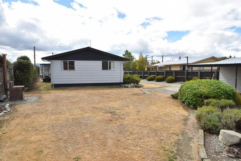 Photo of property in 42 Omahau Crescent, Twizel, 7901