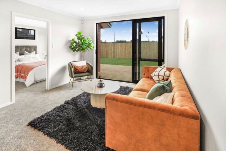 Photo of property in 1/3 Tiro Place