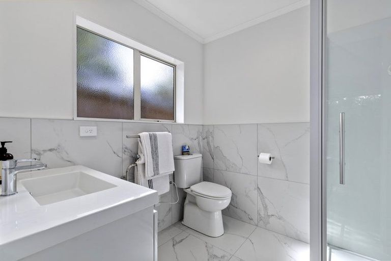 Photo of property in 26 Bundoran Way, Pinehill, Auckland, 0632