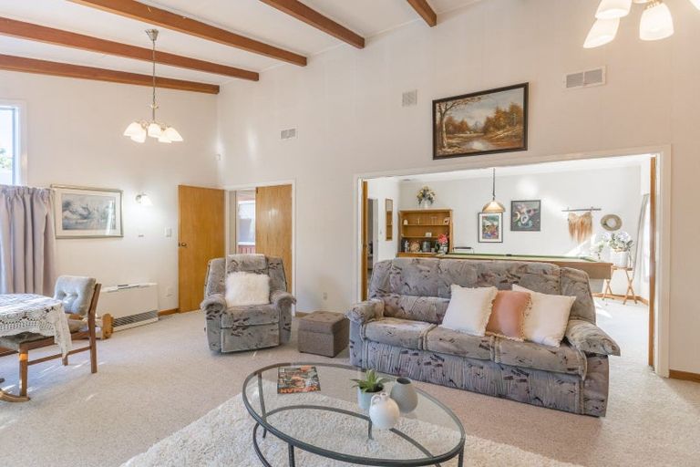 Photo of property in 40 Tutanekai Street, Paraparaumu, 5032