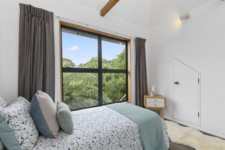 Photo of property in 31c Patanga Crescent, Thorndon, Wellington, 6011