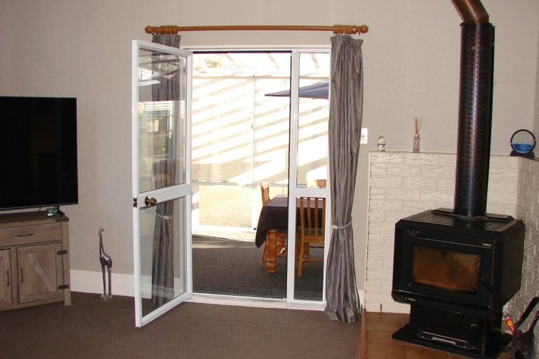 Photo of property in 117 Centre Bush Otapiri Road, Kauana, Winton, 9782