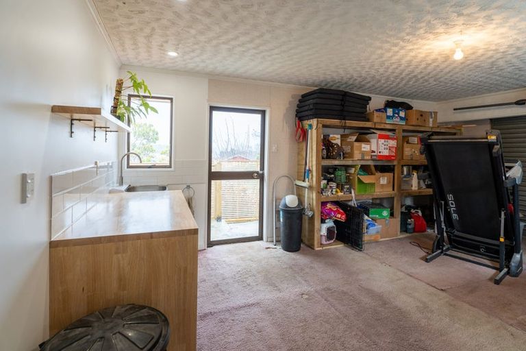 Photo of property in 12 Garnet Street, Gore, 9710