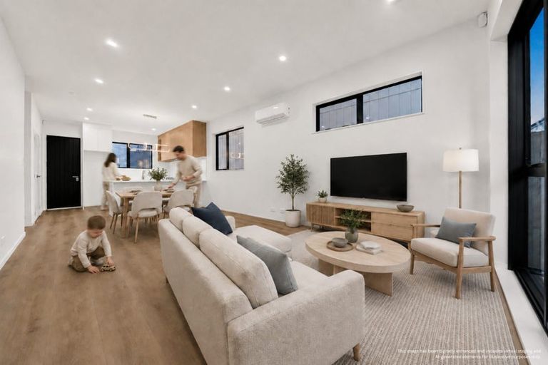 Photo of property in 22 Whare Kauri Road, Papakura, 2110