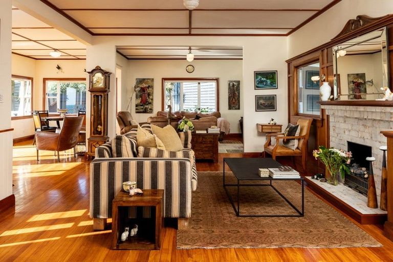 Photo of property in 33 Tainui Street, Raumati Beach, Paraparaumu, 5032