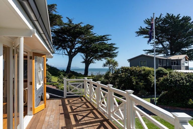 Photo of property in 33 Tainui Street, Raumati Beach, Paraparaumu, 5032