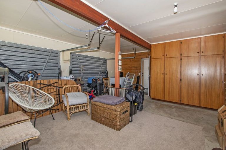 Photo of property in 4 Skelton Crescent, Paparoa, 0571