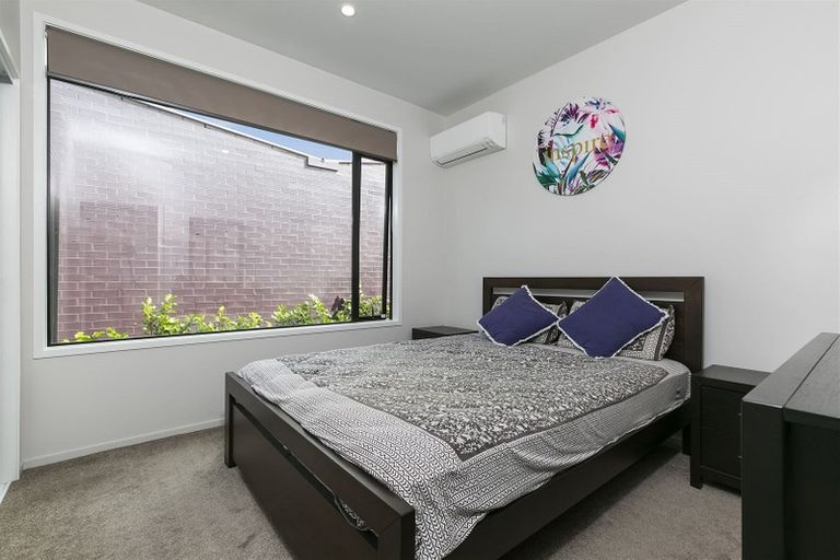 Photo of property in 12 Leadership Crescent, Papakura, 2110