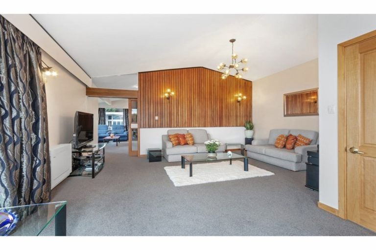 Photo of property in 63 Kidson Terrace, Cashmere, Christchurch, 8022