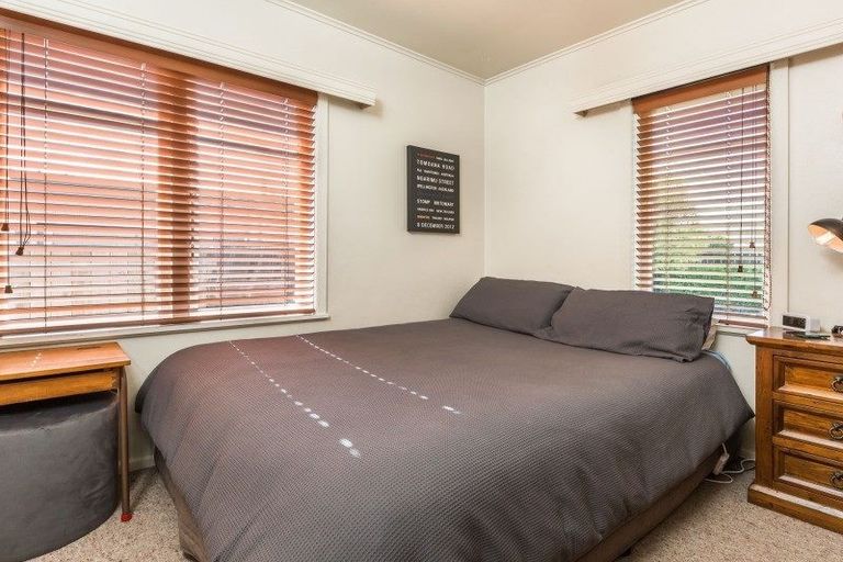 Photo of property in 19 Ngarimu Street, Havelock North, 4130