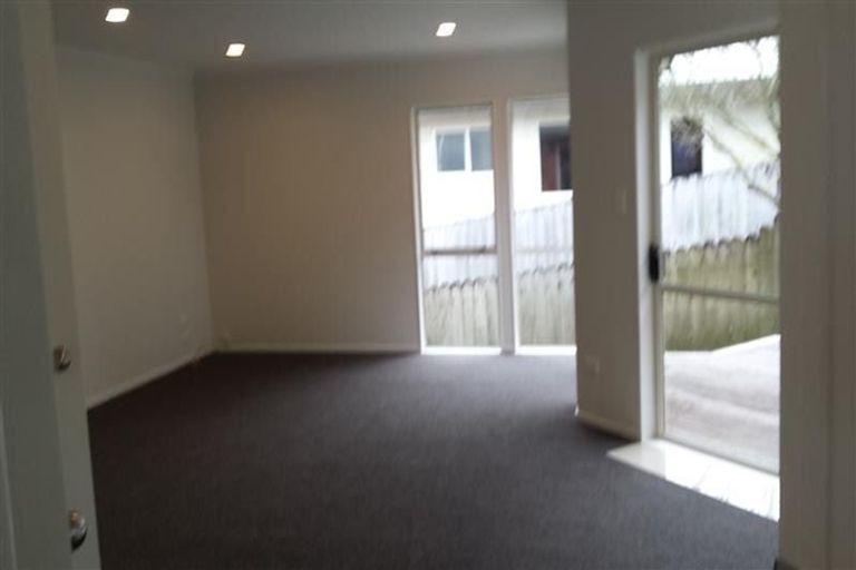 Photo of property in 2/47 Vincent Street, Howick, Auckland, 2014