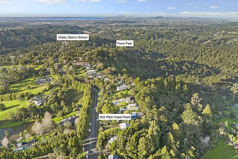 Photo of property in 802 West Coast Road, Oratia, Auckland, 0604