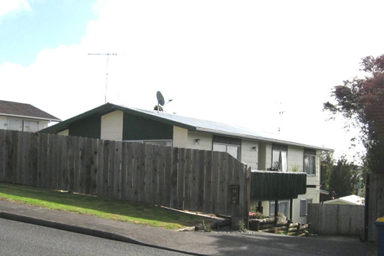 Photo of property in 14 Beauchamp Drive, Massey, Auckland, 0614