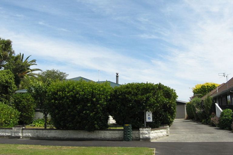 Photo of property in 9 Belmont Street, Avondale, Christchurch, 8061