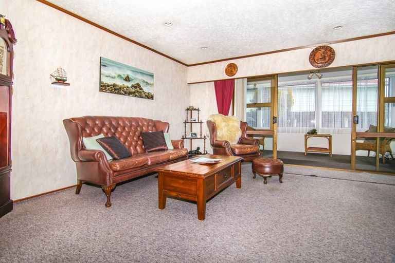 Photo of property in 124 Brougham Street, Westport, 7825