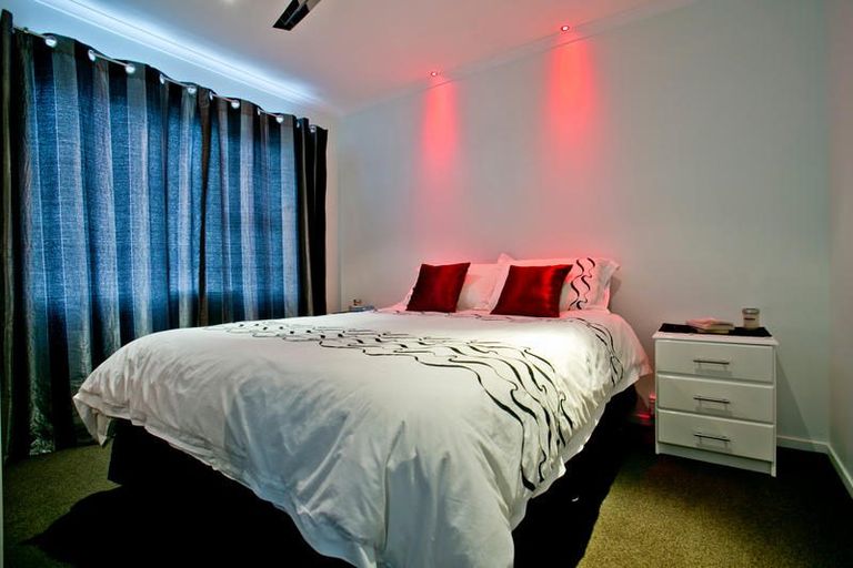 Photo of property in 6/16 Rutland Road, Stanley Point, Auckland, 0624